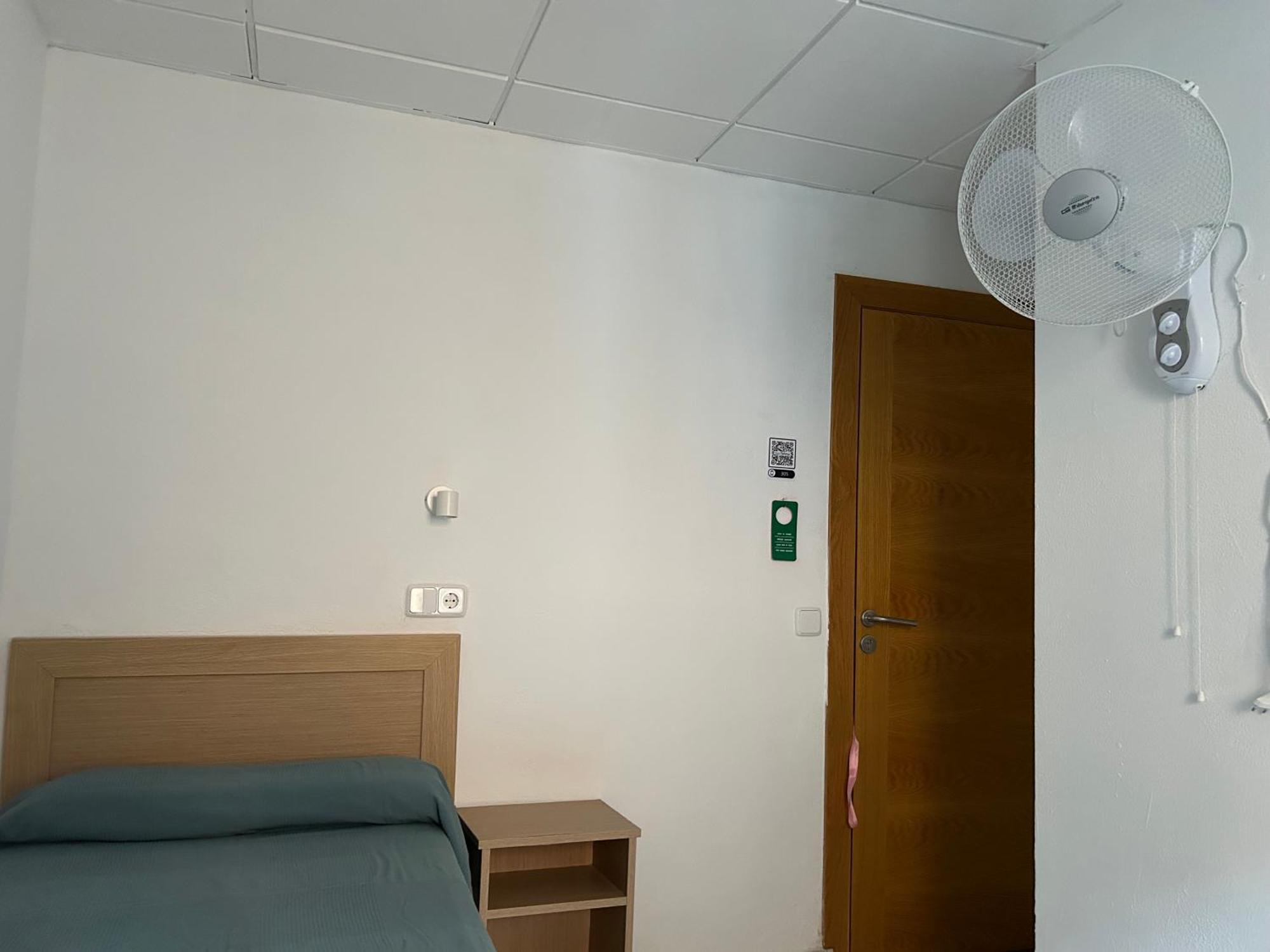 Hostal San Telmo - Adults Only Cala Major  외부 사진