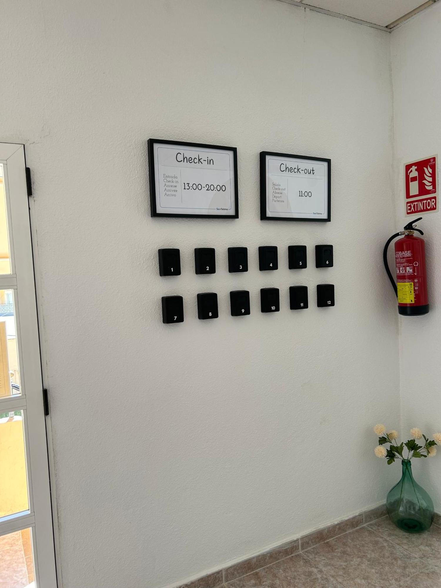 Hostal San Telmo - Adults Only Cala Major  외부 사진